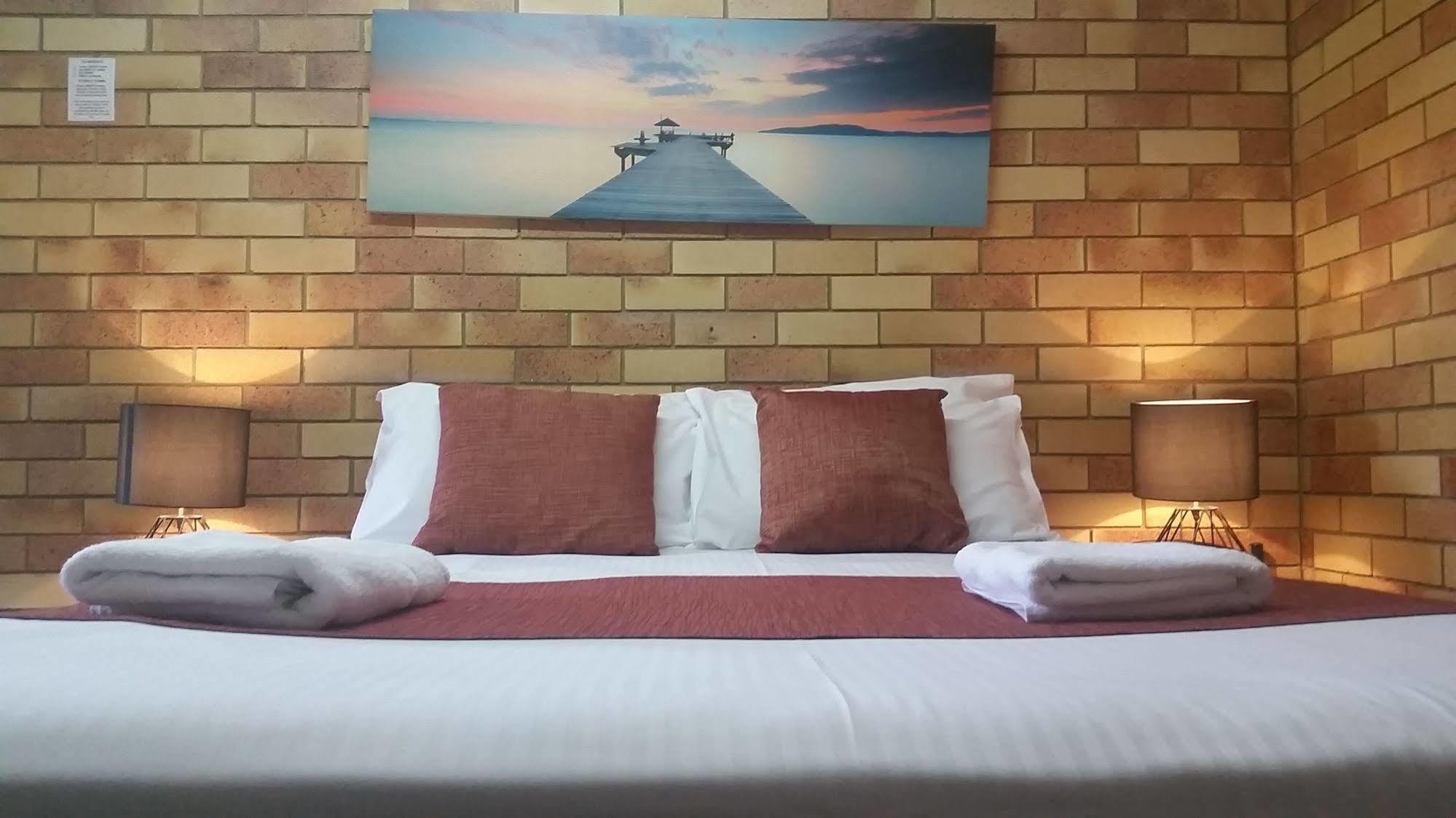 Econo Lodge Chaparral Motel באלינה מראה חיצוני תמונה