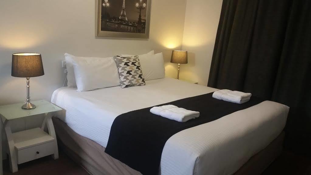 Econo Lodge Chaparral Motel באלינה מראה חיצוני תמונה