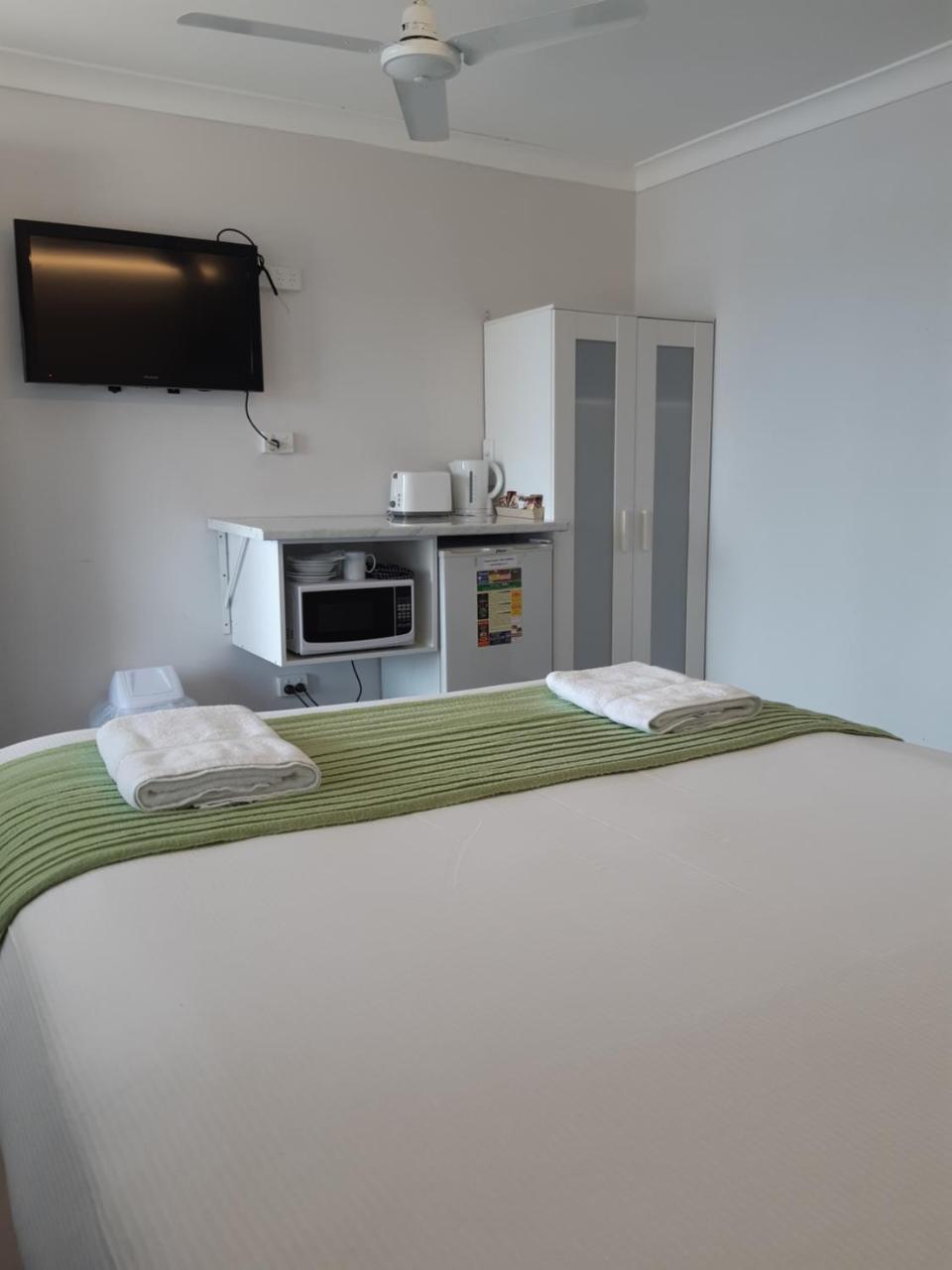 Econo Lodge Chaparral Motel באלינה מראה חיצוני תמונה